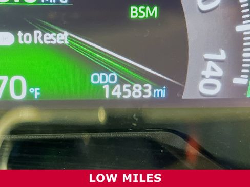 Used 2024 Toyota RAV4 XLE image 18