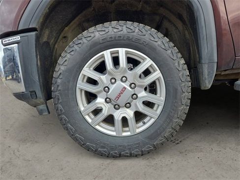 Used 2024 GMC Sierra 2500 SLT w/ SLT Premium Package image 14