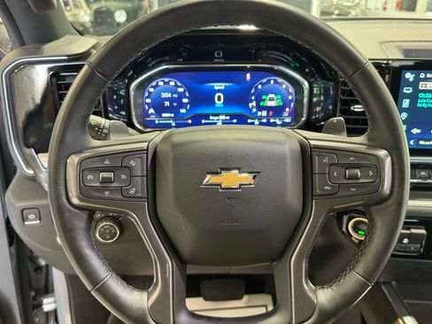 Used 2024 Chevrolet Silverado 1500 High Country w/ High Country Premium Package AWD/4WD image 25