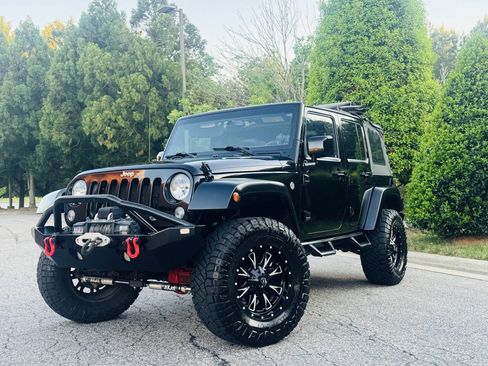 Used 2015 Jeep Wrangler Unlimited Sport w/ Quick Order Package 24S image 3