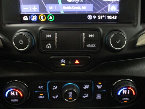 Certified 2022 GMC Terrain Denali image 30