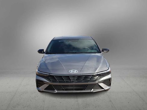 New 2025 Hyundai Elantra Sport image 3