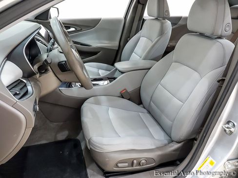 Used 2022 Chevrolet Malibu LS FWD image 13