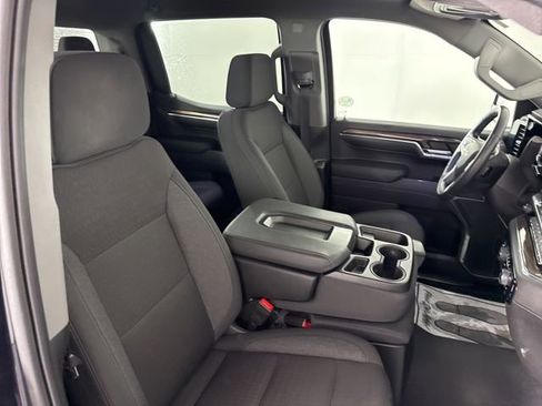 Used 2024 Chevrolet Silverado 1500 LT image 15