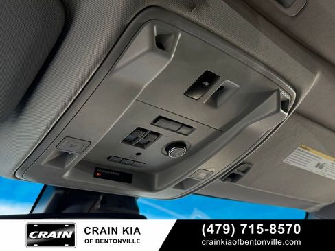 Used 2018 GMC Yukon Denali w/ Denali Ultimate Package image 19