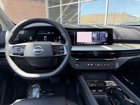 Used 2025 Nissan Murano SL AWD/4WD image 16