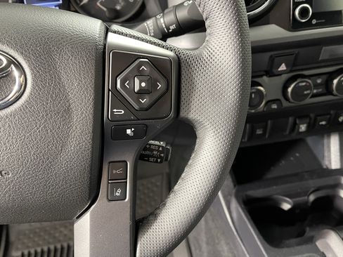 Used 2023 Toyota Tacoma TRD Off-Road AWD/4WD image 19