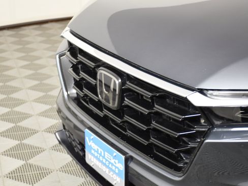 Certified 2023 Honda CR-V EX image 11