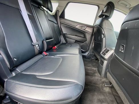 Used 2023 Kia Sportage EX image 14