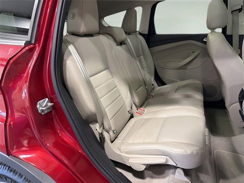 Used 2015 Ford Escape Titanium image 31