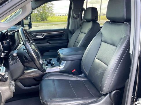 Used 2024 Chevrolet Silverado 2500 LTZ w/ LTZ Premium Package AWD/4WD image 18