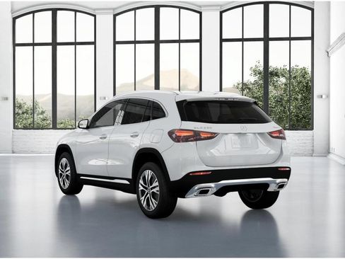 Certified 2026 Mercedes-Benz GLA 250 4MATIC image 28