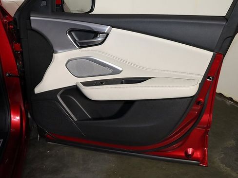 Certified 2025 Acura RDX w/ Technology Package image 31