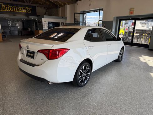 Used 2019 Toyota Corolla SE w/ Carpet Mat Package (TMS) FWD image 7