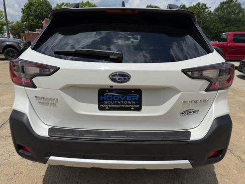 Used 2025 Subaru Outback Limited w/ Popular Package #2 AWD/4WD image 4