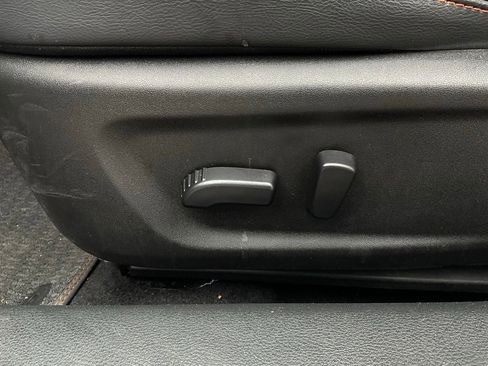 Used 2025 Nissan Altima 2.5 SR image 11