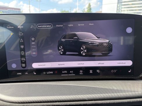 New 2026 Audi SQ5 Premium Plus AWD/4WD image 22
