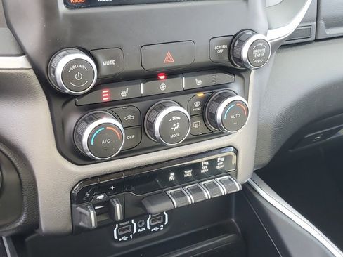 Used 2019 RAM 2500 Big Horn image 24