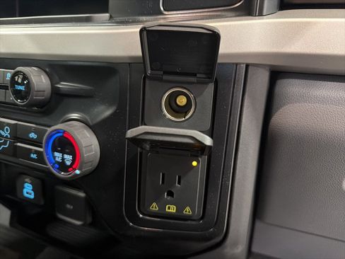 Used 2025 Ford F350 XLT w/ 360-Degree Camera Package image 30