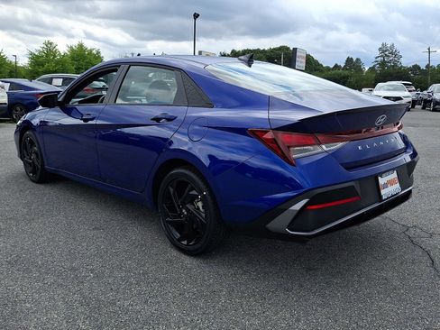 Used 2026 Hyundai Elantra Sport FWD image 4