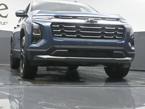 New 2026 Chevrolet Equinox LT w/ Convenience Package II image 3