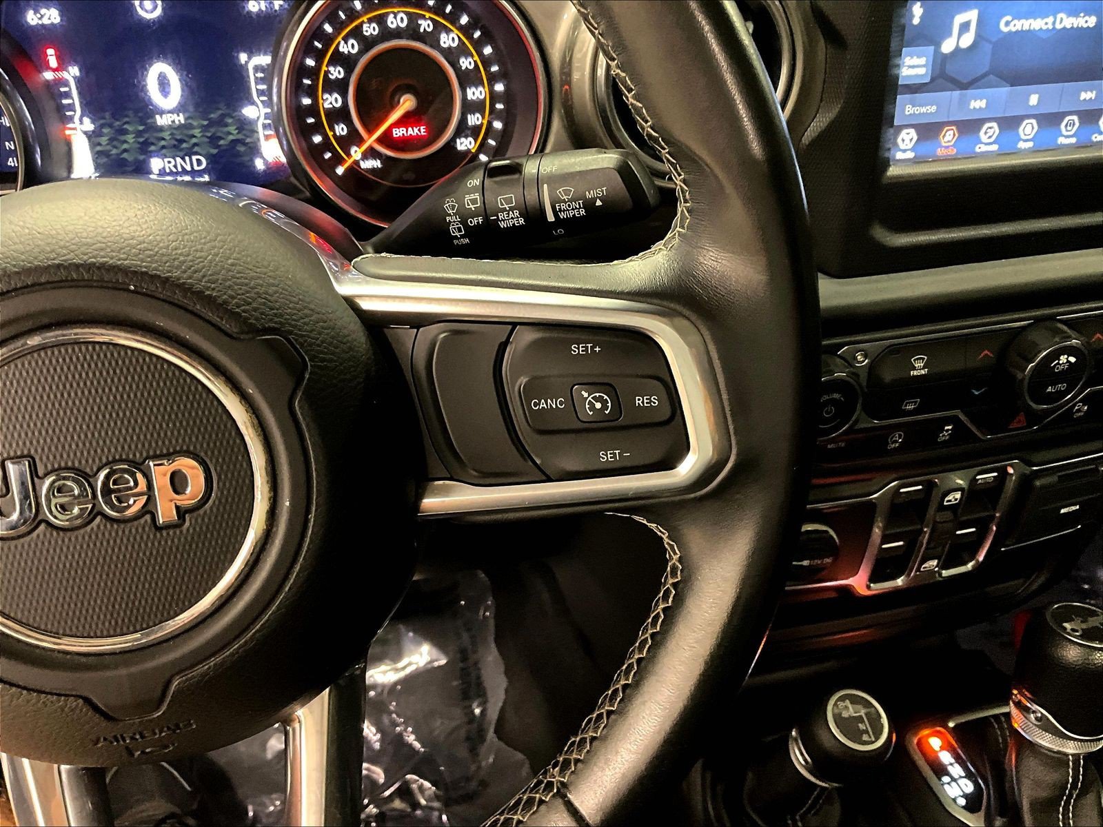 Used 2019 Jeep Wrangler Unlimited Sahara w/ Safety Group AWD/4WD image 12