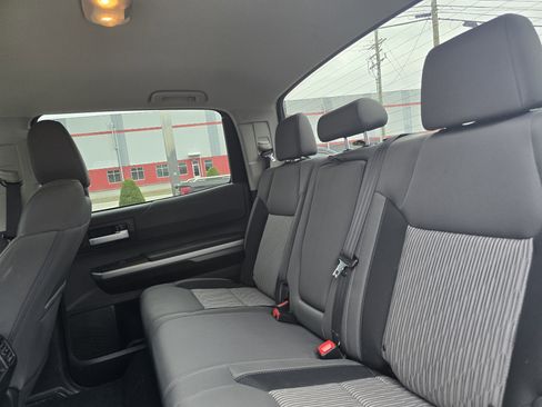 Used 2017 Toyota Tundra SR5 image 12