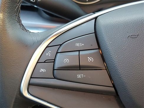 Certified 2023 Cadillac XT5 Luxury w/ LPO, Floor Liner Package image 17