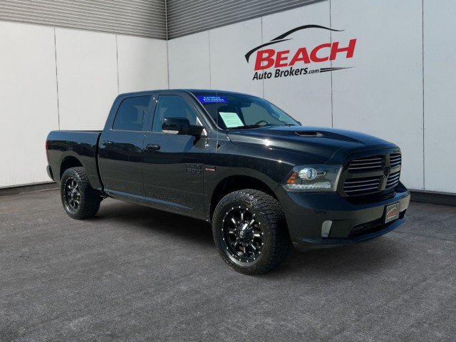 Used 2016 RAM 1500 Sport w/ Black Ram 1500 Sport Group AWD/4WD image 3
