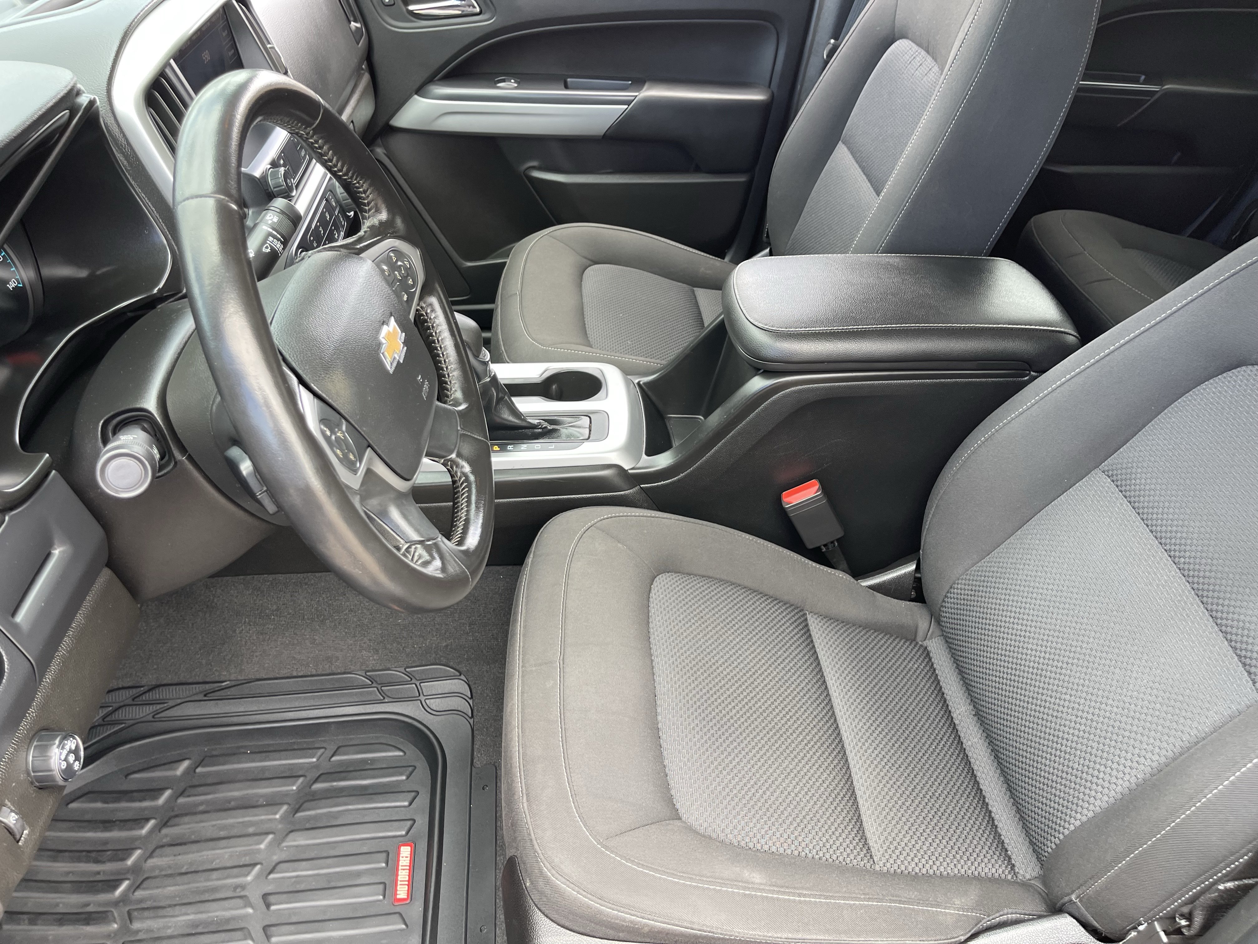 Used 2022 Chevrolet Colorado LT w/ LT Convenience Package RWD image 18