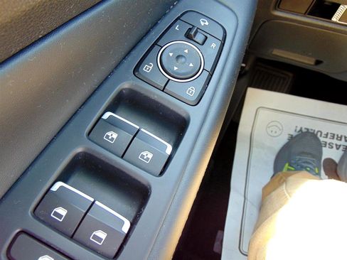 Used 2023 Hyundai Santa Fe Limited image 41