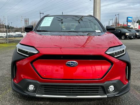 Used 2024 Subaru Solterra Touring image 2