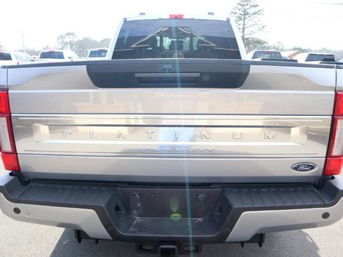 Used 2022 Ford F350 Platinum image 7