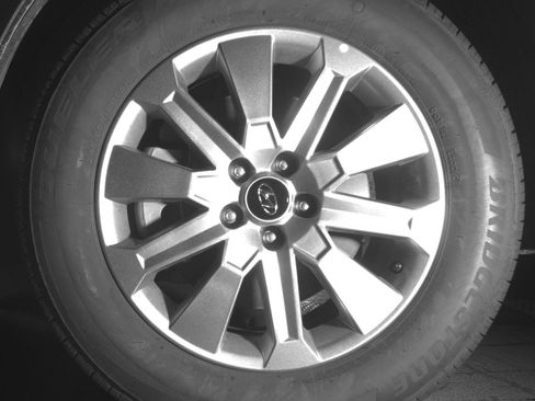 Used 2025 Hyundai Palisade SEL FWD image 12