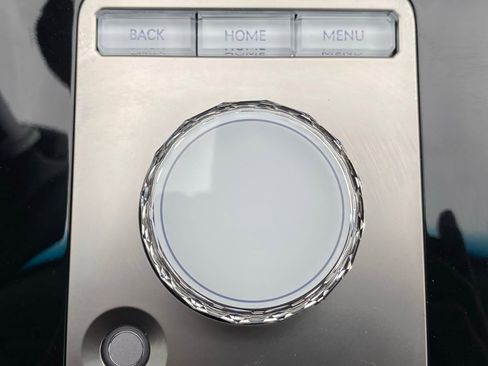 Used 2025 Genesis GV80 2.5T image 17