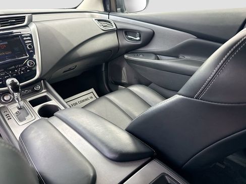 Used 2024 Nissan Murano SV AWD/4WD image 25