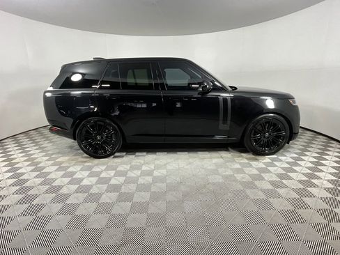 Certified 2025 Land Rover Range Rover SE AWD/4WD image 5