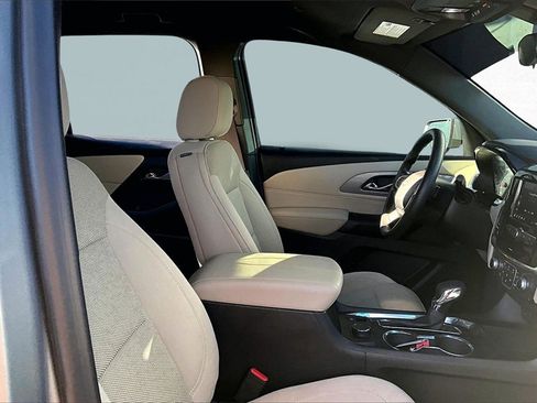 Used 2023 Chevrolet Traverse LS w/ Safety Package image 30