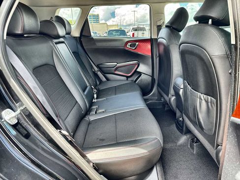 Used 2020 Kia Soul GT-Line Turbo FWD image 19
