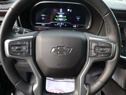 Used 2023 Chevrolet Tahoe Z71 image 33