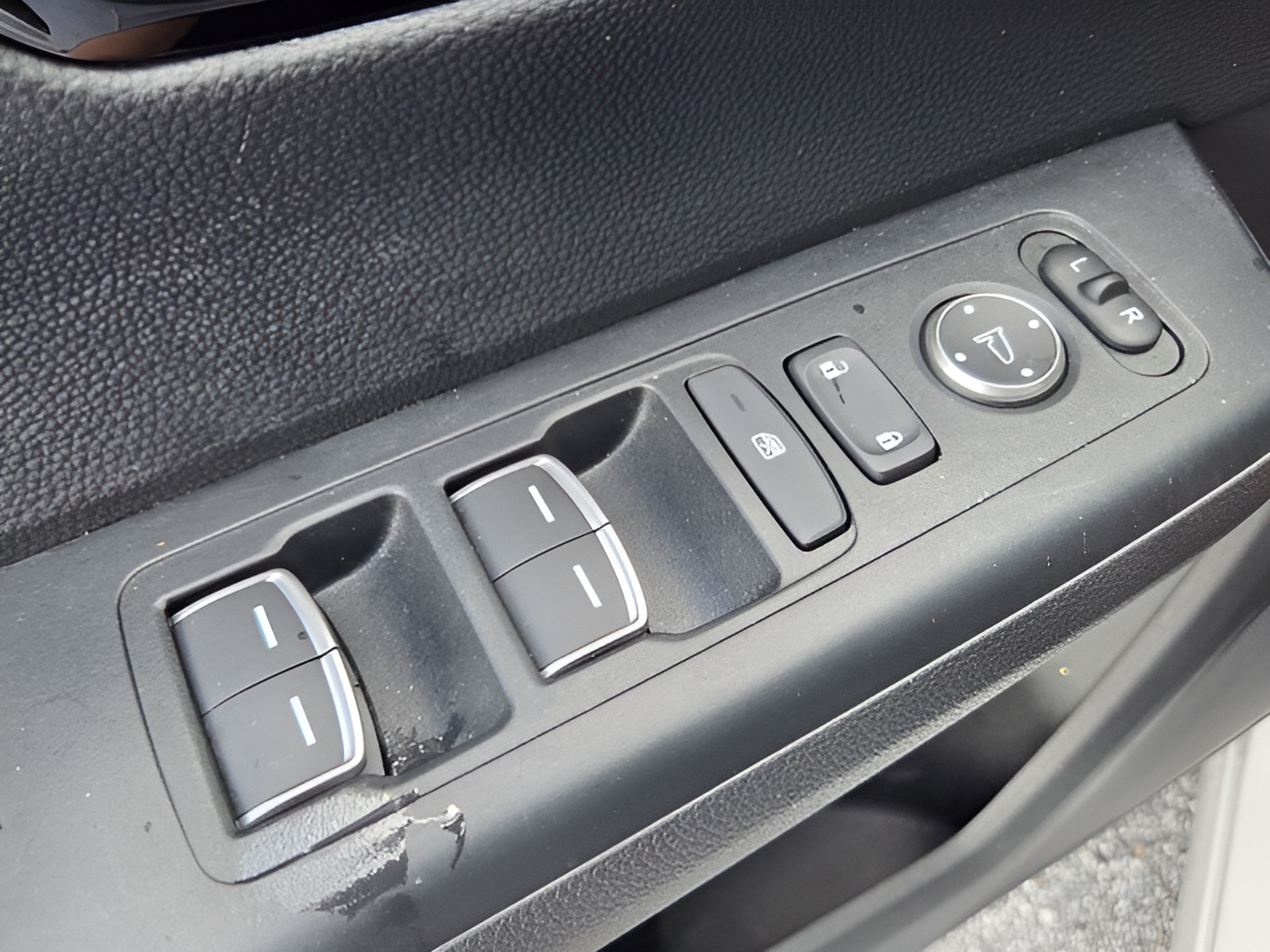 Used 2024 Honda CR-V EX-L image 28