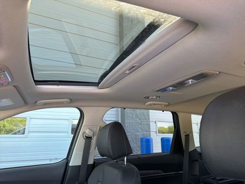 Used 2023 Kia Telluride EX FWD image 16