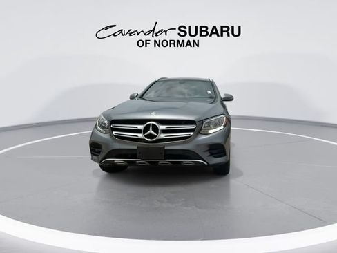 Used 2019 Mercedes-Benz GLC 300 image 4