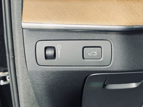 Used 2019 Volvo XC90 T6 Inscription image 24