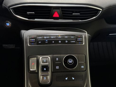 Used 2022 Hyundai Santa Fe SEL w/ Convenience Package FWD image 17