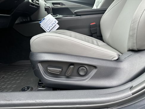 New 2026 Toyota Camry SE w/ Convenience Package image 12