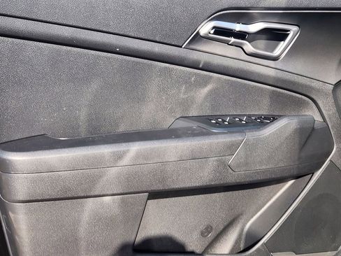 New 2026 Kia Sportage LX image 6