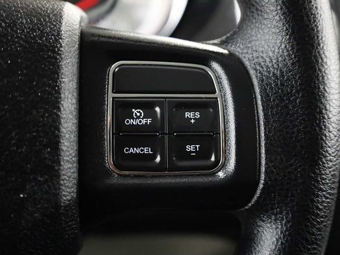 Used 2016 Dodge Grand Caravan SXT image 25