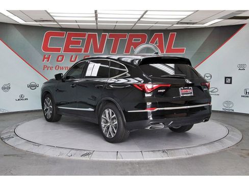 Used 2024 Acura MDX FWD w/ Technology Package image 3
