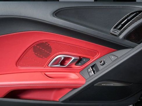 Used 2022 Audi R8 V10 performance image 6